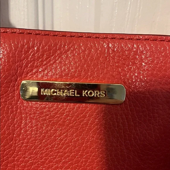 Michael Kors Harper East West Vibrant Orange Pebbled Tote with Chain Detail - Picture 2 of 14